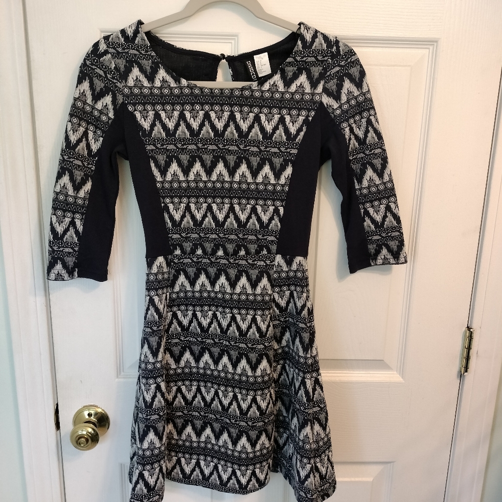 Divided by H& M Navy Blue Aztec Pattern Dress